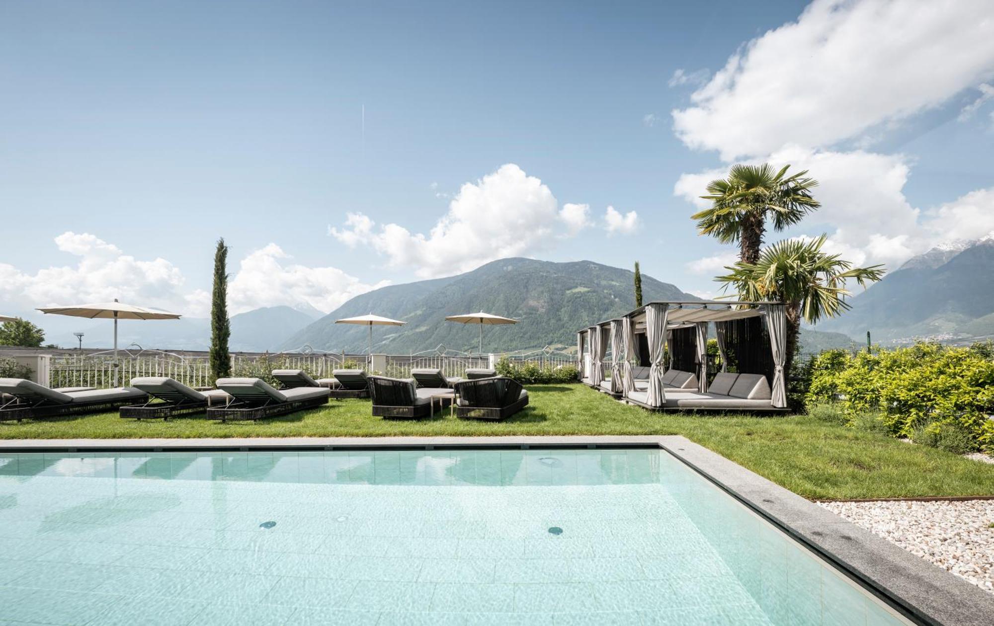 Small&Beautiful Hotel Gnaid Tirolo Esterno foto