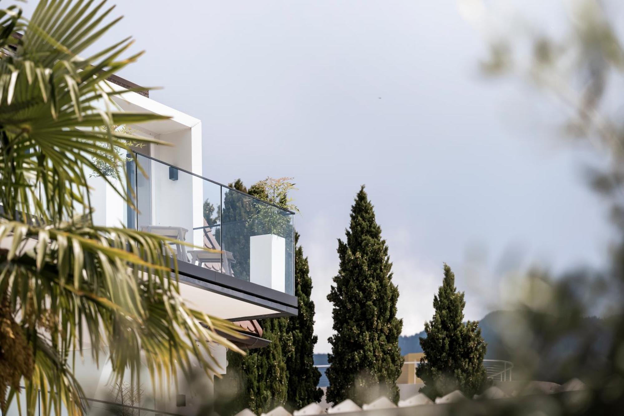 Small&Beautiful Hotel Gnaid Tirolo Esterno foto